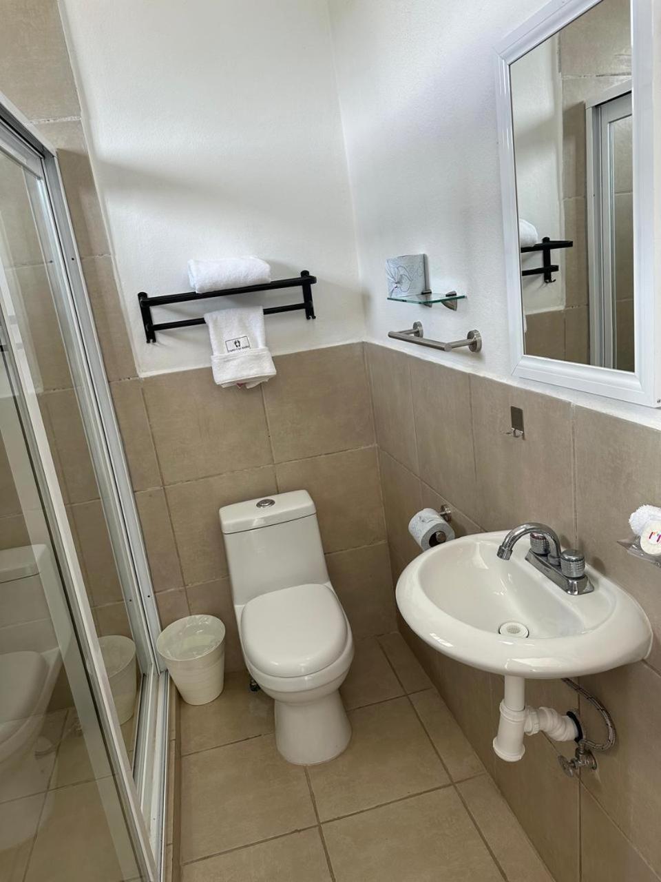 Hotel Plaza Centenario Juan Aldama Luaran gambar