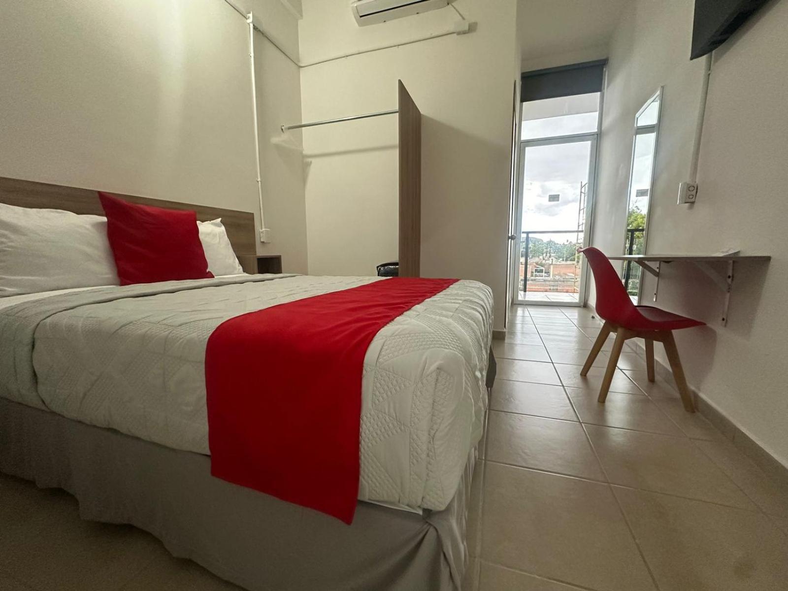 Hotel Plaza Centenario Juan Aldama Luaran gambar